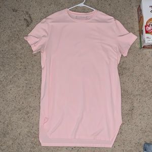 Alphalete fishtail shirt